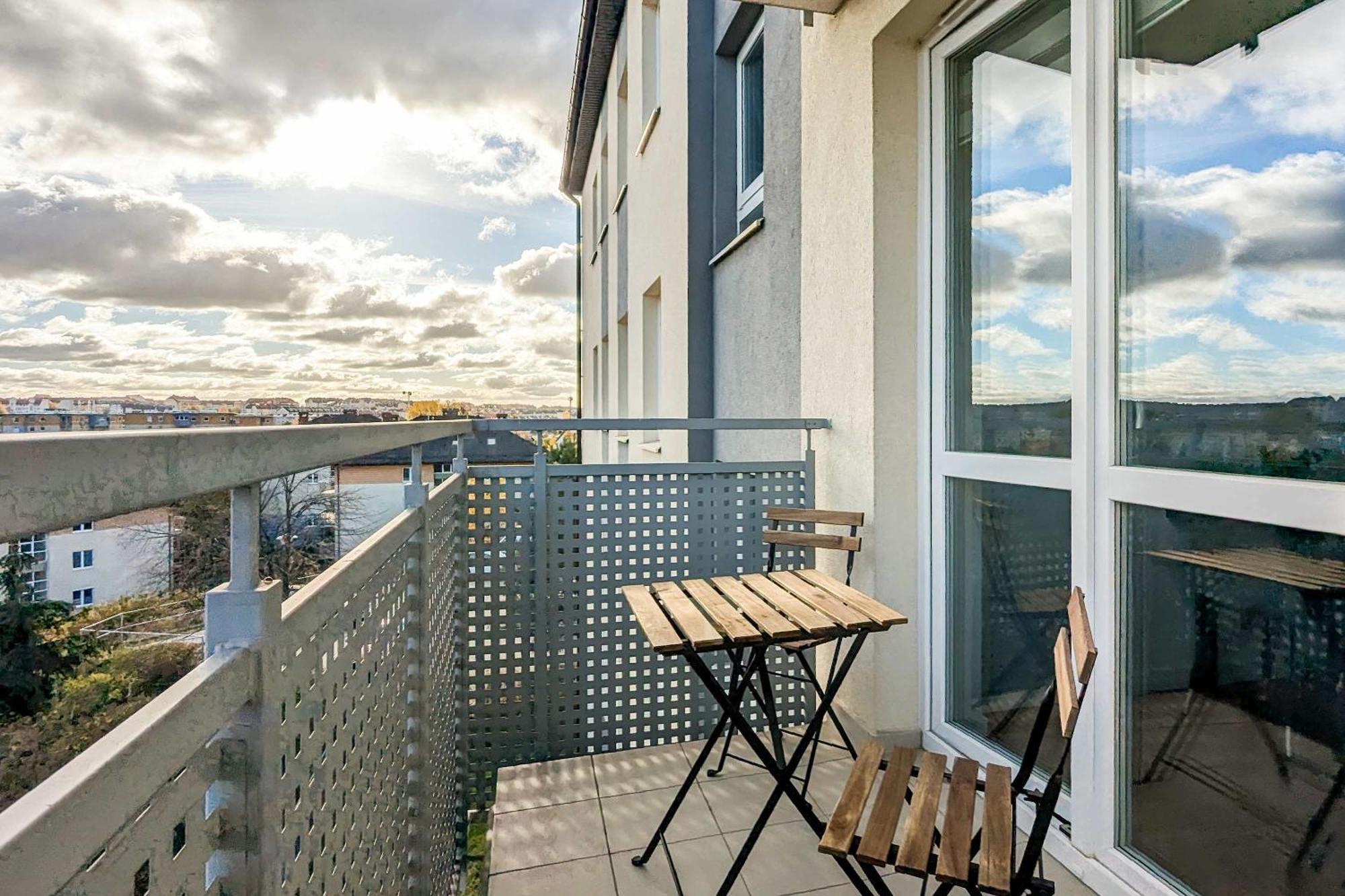 Stylowy Apartament Z Parkingiem Gdansk By Noclegi Renters Zewnętrze zdjęcie